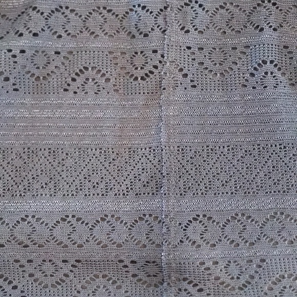 Top - Picture 3 of 4